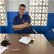 Profesor de apoyo escolar especializado para dar clases a nińos